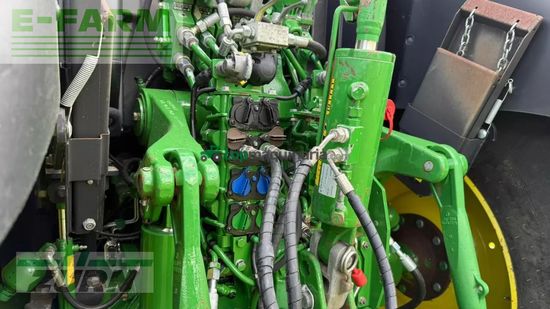 Tractor agrícola - John Deere - 6215r im kundenauftrag