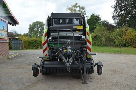 Empacadora gigant - Claas - variant 485 rc pro