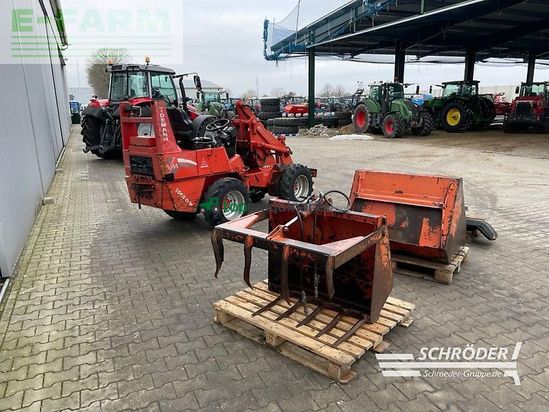 Minicargadora - Weidemann - 1055 | schaufel + krokogebiss + schieber