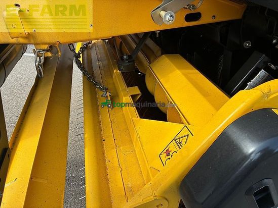 Empacadora gigant - New Holland - bigbaler 1270 rc+