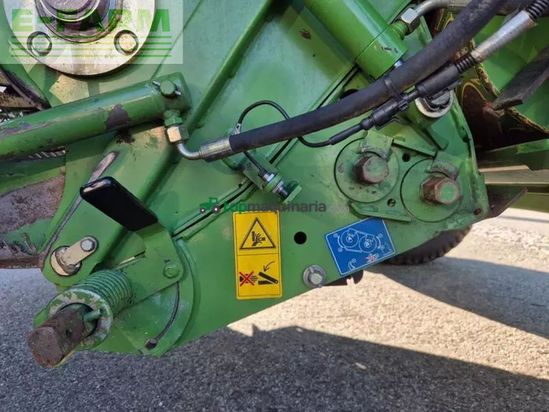 Empacadora gigant - Krone - comprima v150 rundballenpresse