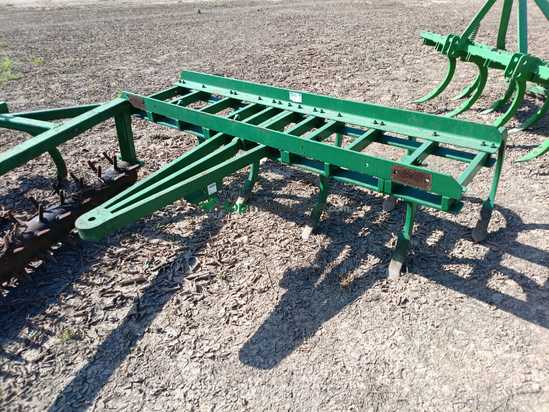 Cultivador agrícola de 9 brazos fijos