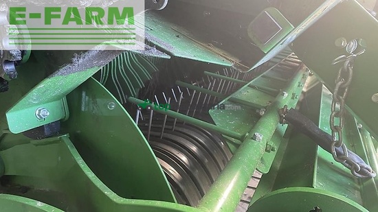 Empacadora gigant - John Deere - festkammer-kombipresse c441r