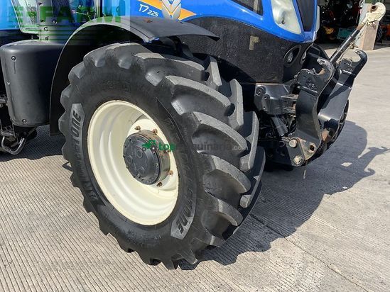 Tractor agrícola - New Holland - t7.225 auto command (st23808)