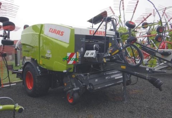 Empacadora gigant - Claas - rollant 454 uniwrap