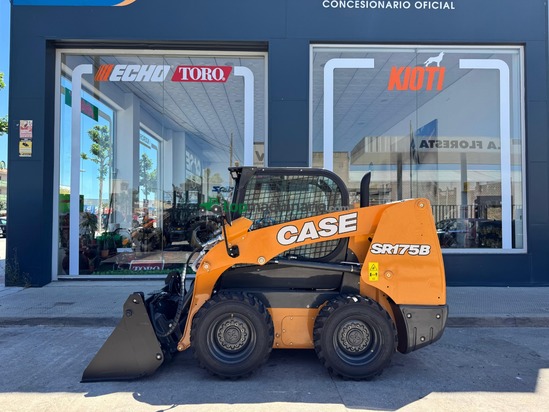 Minicargadora CASE SR175B