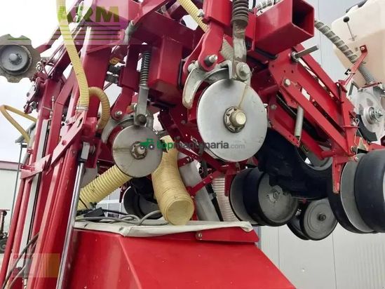 Sembradora monograno mecanica - Becker - p8 zghkp dte aeromat