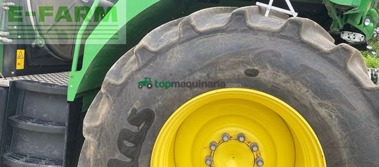 Cosechadora de Cereal - John Deere - 8300