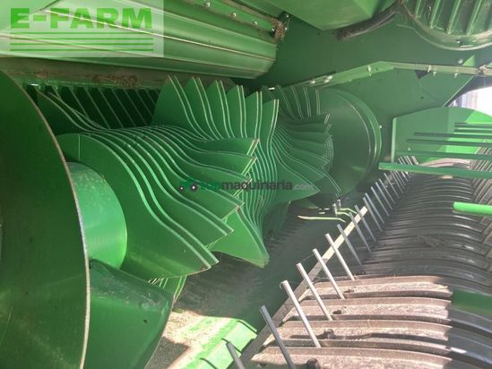 Empacadora gigant - John Deere - festkammer-kombipresse c441r