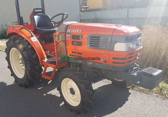 Tractor agrícola - Kioti - DX 35