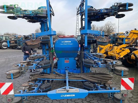 Sembradora - Lemken - azurit 10k inkl. solitair 23 fronttank