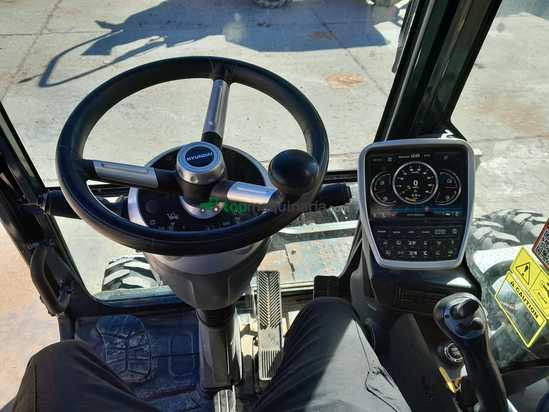 Excavadora HYUNDAI HW180