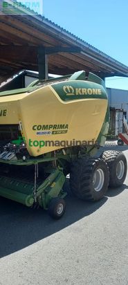 Empacadora gigant - Krone - v 150 xc tandem