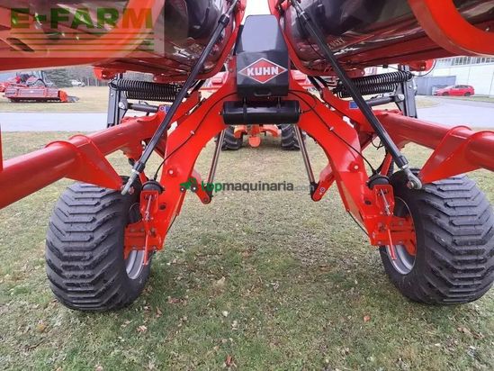 Rastrillo - Kuhn - merge maxx 1090