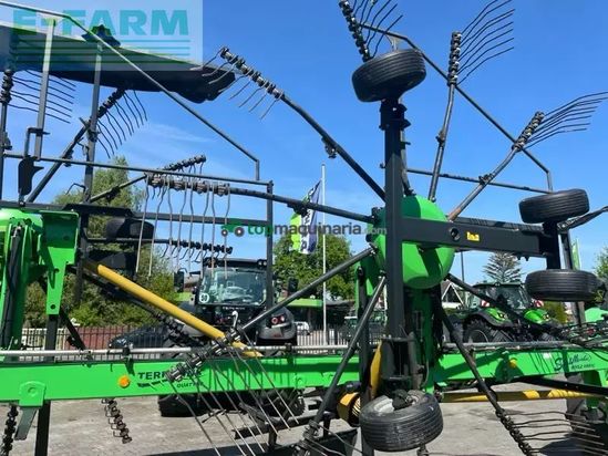 Rastrillo - Deutz-Fahr - swatmaster 6952 vario