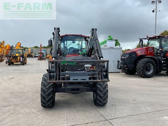 Tractor agrícola - Case IH - farmall 115u tractor (st24139)
