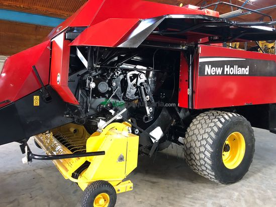 Empacadora gigante - New Holland - BB940