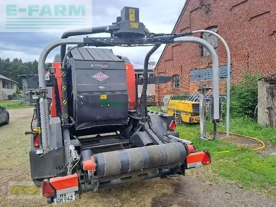 Empacadora gigant - Kuhn - vbp 2190