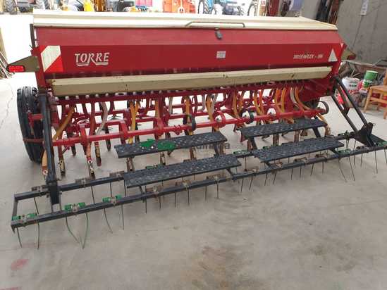 Sembradora Torre  Trisemflex-196