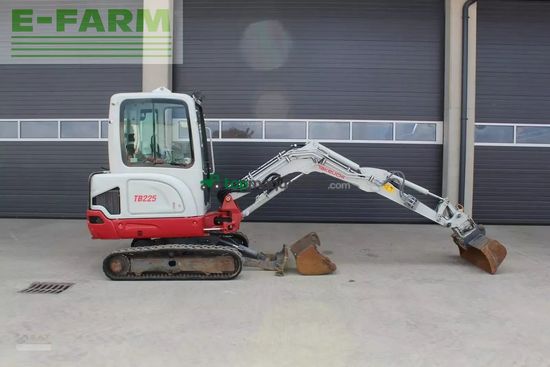 Excavadora - Takeuchi - tb 225 - minibagger - powertilt - 2022
