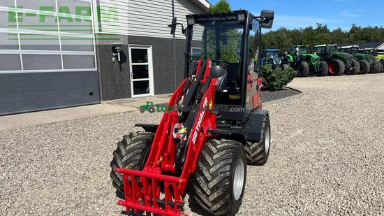 Minicargadora - Thaler - 2838l dpf kabine og brede hjul