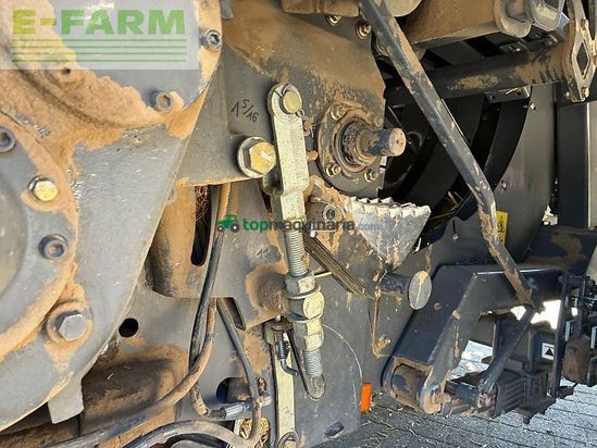 Empacadora gigant - Massey Ferguson - mf 2170 tc