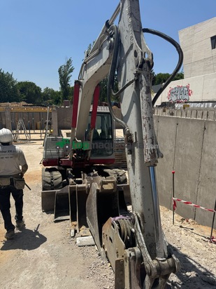 Excavadora - TB175