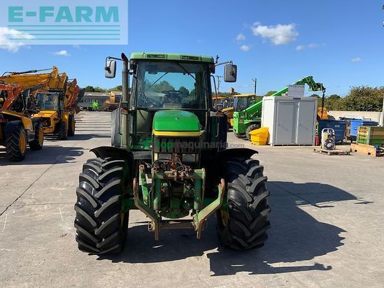 Tractor agrícola - John Deere - 6810 tractor (st23891)