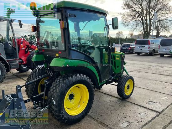 Tractor agrícola - John Deere - 2032r kompaktschlepper