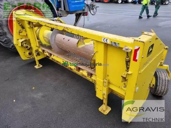 Cosechadora de Cereal - John Deere - 7400