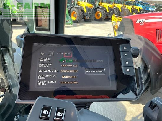 Tractor agrícola - Valtra - n174 versu unlimited tractor (st27127)