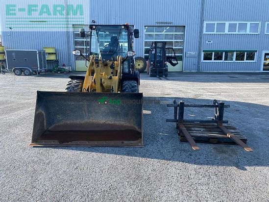 Minicargadora - Caterpillar - 907m