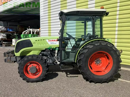 Tractor agrícola - Claas - nexos 230 f
