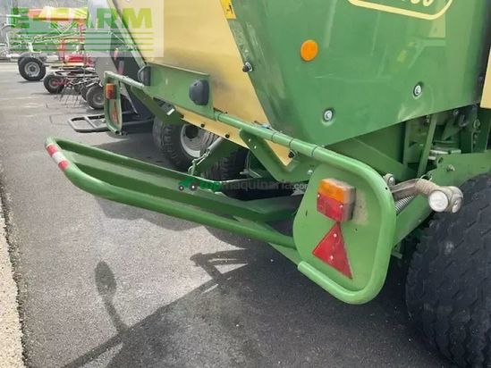 Empacadora gigant - Krone - v 150