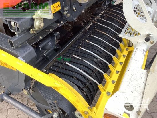 Empacadora gigant - Pöttinger - impress 125 f pro