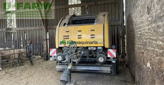 Empacadora gigant - New Holland - roll-belt 180 superfeed