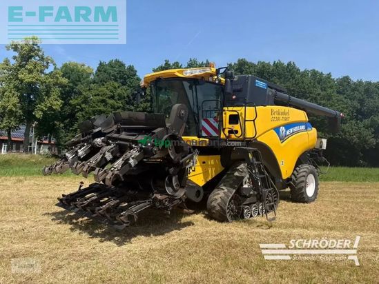 Cosechadora de Cereal - New Holland - cr 8080 + schneidwerk 9,15m vario