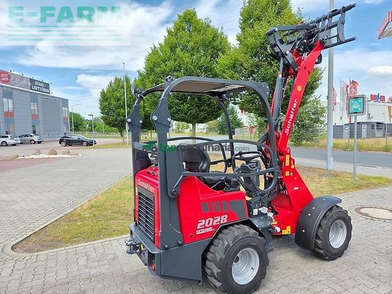 Minicargadora - Schaffer - 2028-2 (neumaschine)