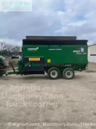 Remolqu esparcidor - Keenan - meca fibre 360