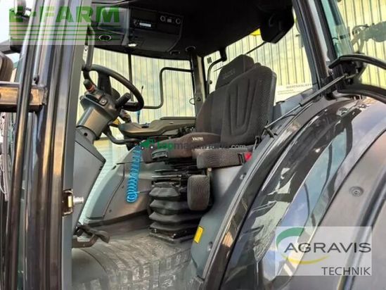 Tractor agrícola - Valtra - t 235 d