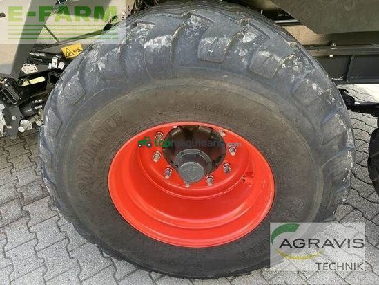 Empacadora gigant - Claas - quadrant 5200 evolution fc tandem