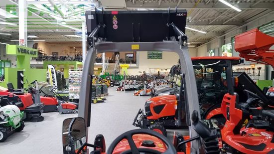 Tractor agrícola - Kubota - b1-181 frontlader