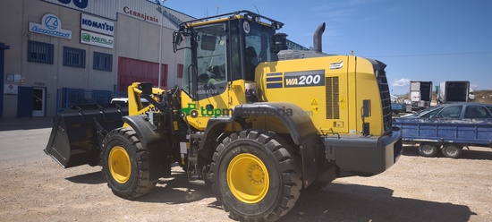 Pala cargadora Komatsu  WA200-8