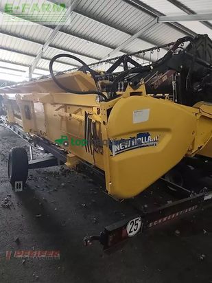 Cosechadora de Cereal - New Holland - cr 9.90 ***ohne schneidwerk***