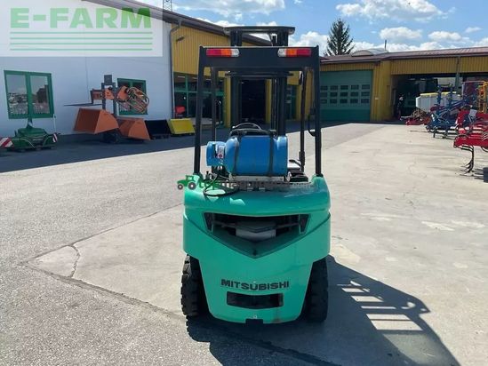 Elevadora - Mitsubishi - fg25n gasstapler