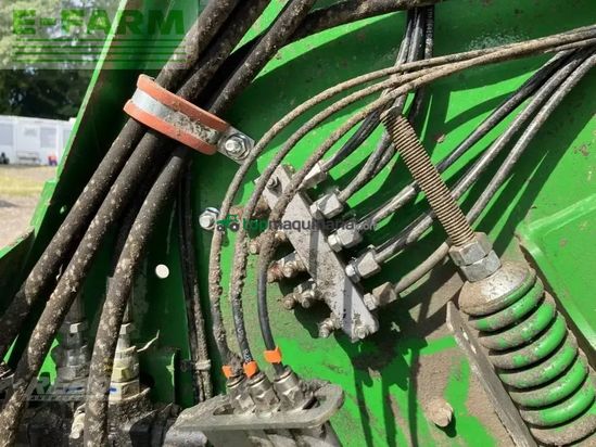 Empacadora gigant - John Deere - v461m - paket für rundballenpr