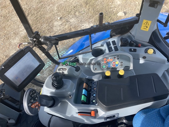 Tractor agrícola - New Holland - T7.235 Powercommand