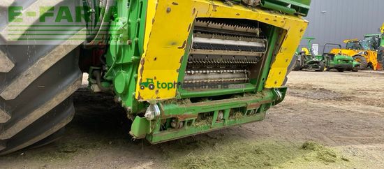 Cosechadora de Cereal - John Deere - 8700