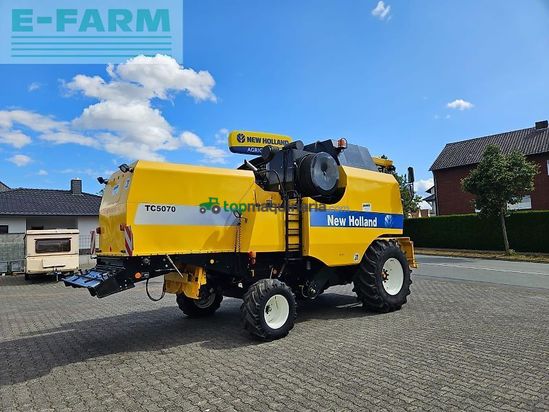 Cosechadora de Cereal - New Holland - tc 5070