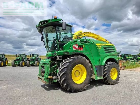 Cosechadora de Cereal - John Deere - 8300